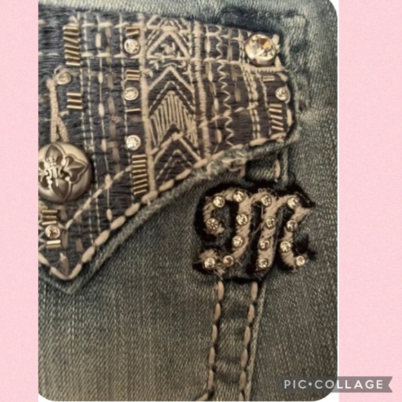 Miss Me Jeans Size 29 Cropped NWT
Gorgeous Jeans - Picture 7 of 11